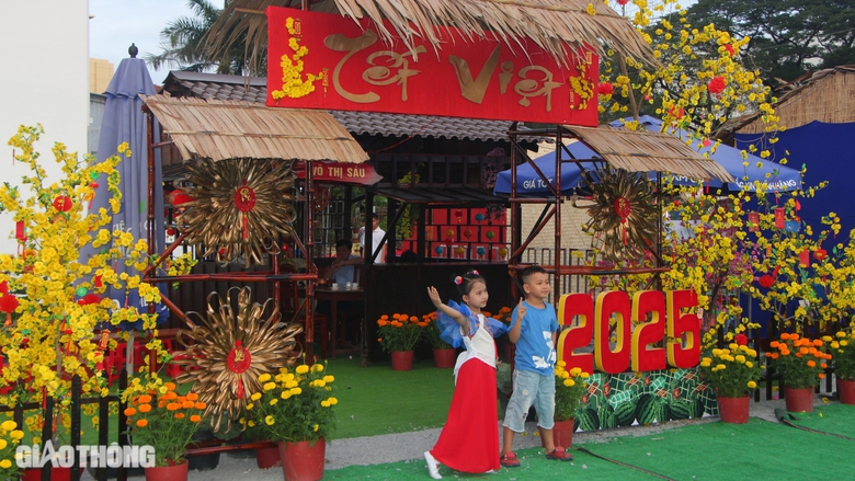 "Chợ quê ngày Tết" ở Bạc Liêu có gì đặc biệt?- Ảnh 6. "Chợ quê ngày Tết" ở Bạc Liêu có gì đặc biệt?- Ảnh 6.