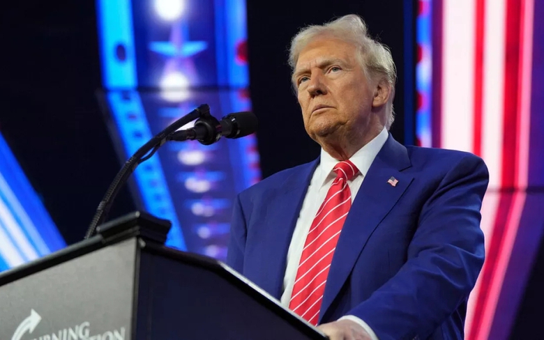 Tổng thống Trump liệt k&ecirc; h&agrave;ng loạt lợi &iacute;ch, mời gọi Canada trở th&agrave;nh bang thứ 51 của Mỹ