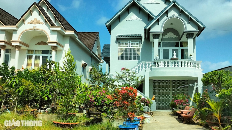 Độc đ&aacute;o những căn nh&agrave; "cao cẳng" chống ngập ở C&agrave; Mau- Ảnh 7.