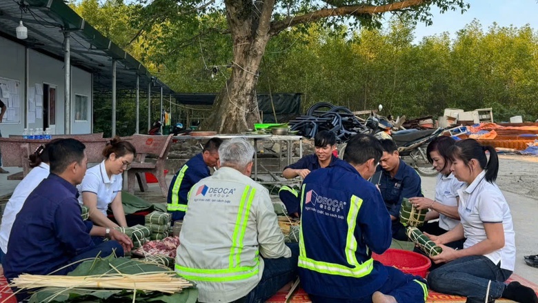 Nh&agrave; thầu giao th&ocirc;ng v&agrave; chuyến xe ấm t&igrave;nh người ng&agrave;y Tết- Ảnh 4.