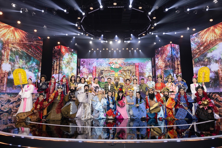 Đạo diễn bật mí chuyện chưa kể ở Táo Xuân 2025- Ảnh 3. Đạo diễn bật mí chuyện chưa kể ở Táo Xuân 2025- Ảnh 3.