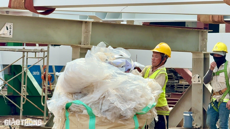 Xuy&ecirc;n Tết Ất Tỵ tr&ecirc;n c&ocirc;ng trường si&ecirc;u s&acirc;n bay Long Th&agrave;nh- Ảnh 10.