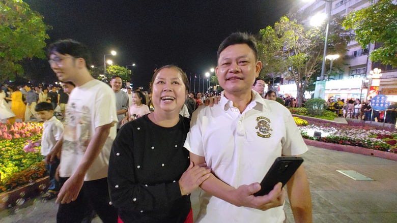 Đường hoa Nguyễn Huệ g&acirc;y ấn tượng với linh vật Rắn c&ocirc;ng phu, đặc sắc- Ảnh 7.