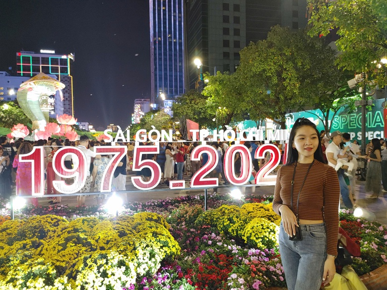 Đường hoa Nguyễn Huệ g&acirc;y ấn tượng với linh vật Rắn c&ocirc;ng phu, đặc sắc- Ảnh 6.