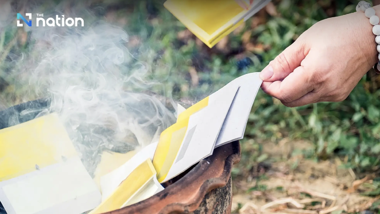 Th&aacute;i Lan k&ecirc;u gọi người d&acirc;n đốt hương điện, v&agrave;ng m&atilde; trực tuyến dịp Tết để giảm &ocirc; nhiễm- Ảnh 1.