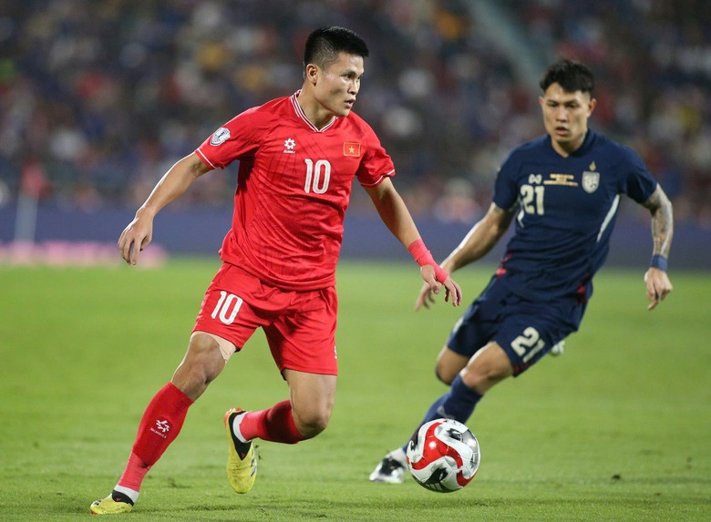 Hạ Th&aacute;i Lan theo kịch bản kh&ocirc;ng tưởng, tuyển Việt Nam lần thứ 3 v&ocirc; địch AFF Cup- Ảnh 1.