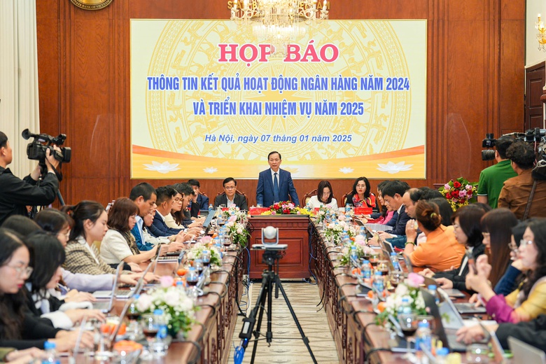 Tăng 15,08% trong năm 2024, t&iacute;n dụng to&agrave;n ng&agrave;nh ng&acirc;n h&agrave;ng vượt mục ti&ecirc;u- Ảnh 1.