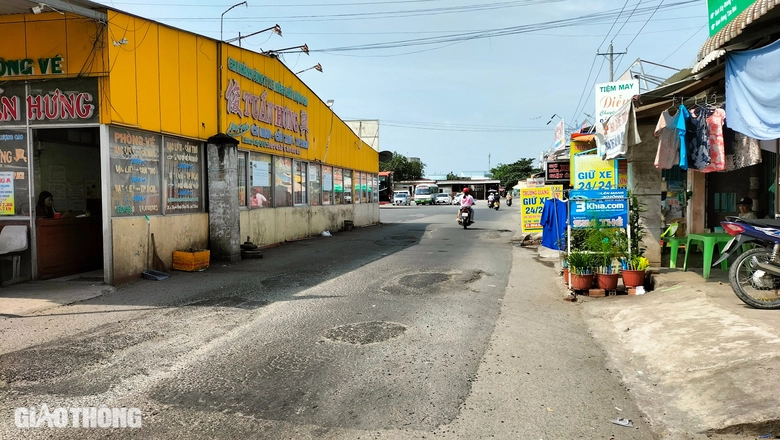 Sớm sửa chữa đường d&acirc;n sinh đi v&agrave;o bến xe Bạc Li&ecirc;u- Ảnh 2.