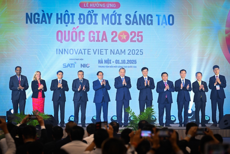 “Siêu cảng” Việt Nam SuperPort™ của T&T Group gây ấn tượng mạnh tại VIIE 2025- Ảnh 1. “Siêu cảng” Việt Nam SuperPort™ của T&T Group gây ấn tượng mạnh tại VIIE 2025- Ảnh 1.