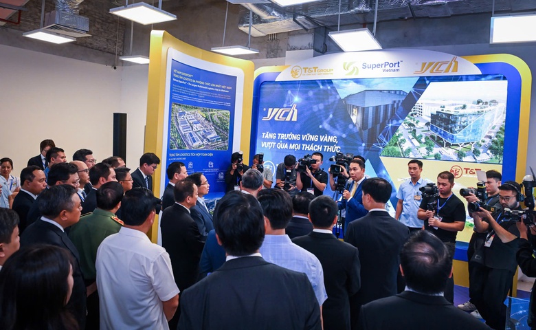 “Siêu cảng” Việt Nam SuperPort™ của T&T Group gây ấn tượng mạnh tại VIIE 2025- Ảnh 4. “Siêu cảng” Việt Nam SuperPort™ của T&T Group gây ấn tượng mạnh tại VIIE 2025- Ảnh 4.