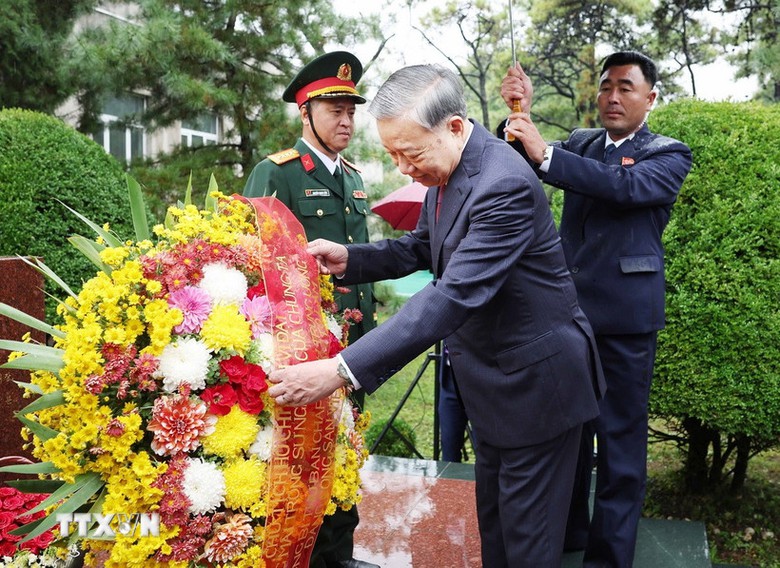Tổng B&iacute; thư T&ocirc; L&acirc;m dự Lễ kh&aacute;nh th&agrave;nh tượng Chủ tịch Hồ Ch&iacute; Minh tại Triều Ti&ecirc;n- Ảnh 1.