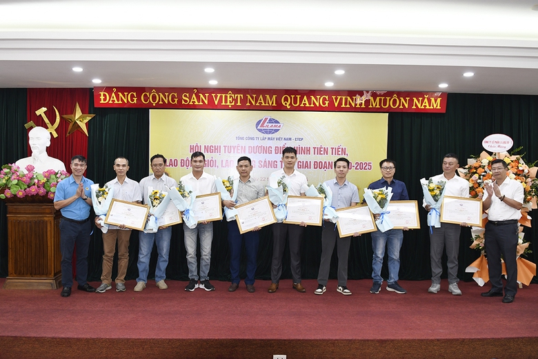 LILAMA lu&ocirc;n x&aacute;c định phong tr&agrave;o thi đua, khen thưởng l&agrave; một trong những nhiệm vụ ch&iacute;nh trị quan trọng Tổng c&ocirc;ng ty.