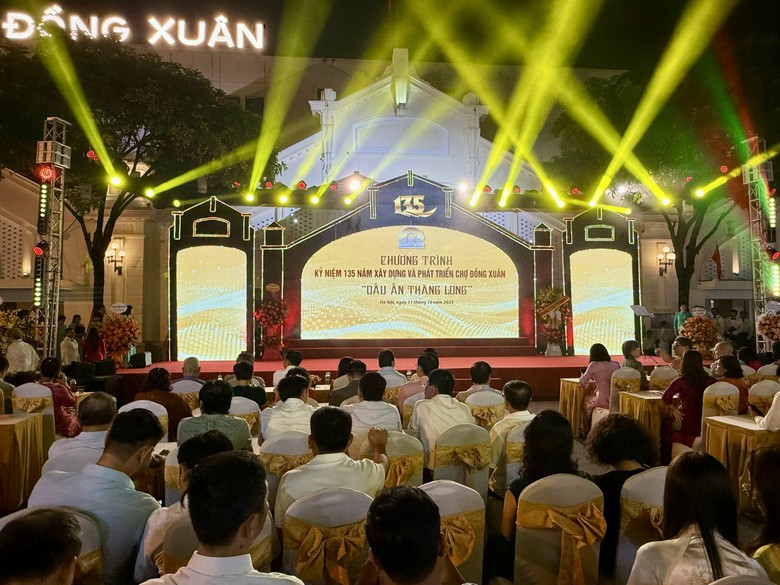 Kỷ niệm 135 năm Chợ Đồng Xu&acirc;n &ndash; Dấu ấn Thăng Long trong l&ograve;ng H&agrave; Nội- Ảnh 3.