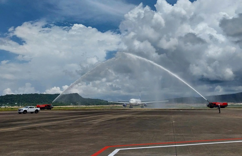 An Giang: Khai trương đường bay nối Belarus - Ph&uacute; Quốc- Ảnh 1.