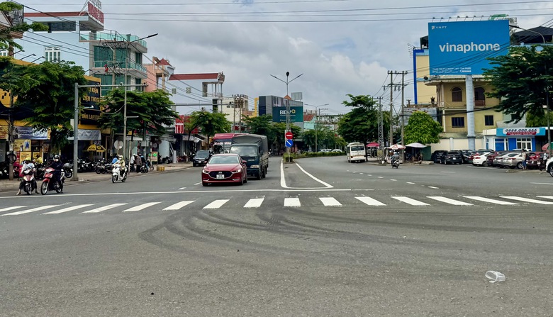 Đồng Nai: &ldquo;Mắt thần&rdquo; v&agrave; đ&egrave;n t&iacute;n hiệu n&acirc;ng tầm giao th&ocirc;ng đ&ocirc; thị th&ocirc;ng minh, đảm bảo ATGT- Ảnh 6.