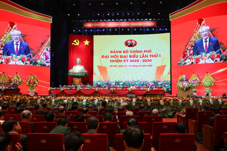 Phấn đấu tăng trưởng kinh tế giai đoạn 2026 - 2030 đạt tốc độ cao- Ảnh 2. Phấn đấu tăng trưởng kinh tế giai đoạn 2026 - 2030 đạt tốc độ cao- Ảnh 2.