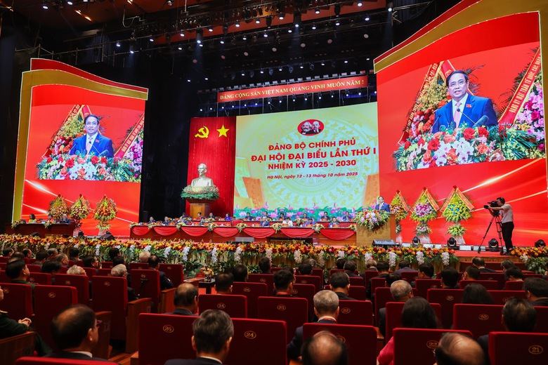 Đảng bộ Ch&iacute;nh phủ quyết t&acirc;m phấn đấu ti&ecirc;n phong triển khai nghị quyết Đại hội XIV của Đảng- Ảnh 3.