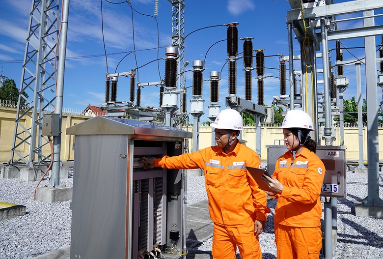 EVNNPC tăng tốc đầu tư, hiện đại h&oacute;a lưới điện- Ảnh 3.