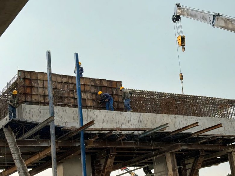 Giữ nhịp thi đua &ldquo;vượt nắng thắng mưa&rdquo; tr&ecirc;n c&ocirc;ng trường cao tốc Cao Bồ - Mai Sơn- Ảnh 2.