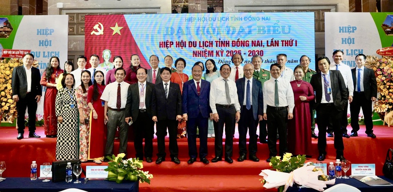 Đồng Nai: Bước chuyển m&igrave;nh của ng&agrave;nh c&ocirc;ng nghiệp kh&ocirc;ng kh&oacute;i- Ảnh 3.