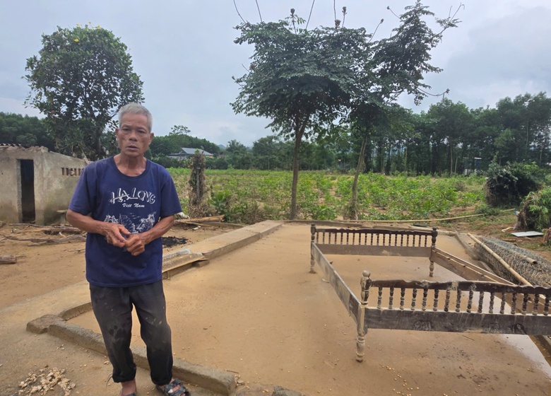 Mùa xuân về sớm trên những mái nhà đang hồi sinh sau bão ở xã vùng cao Tràng Xá- Ảnh 1. Mùa xuân về sớm trên những mái nhà đang hồi sinh sau bão ở xã vùng cao Tràng Xá- Ảnh 1.