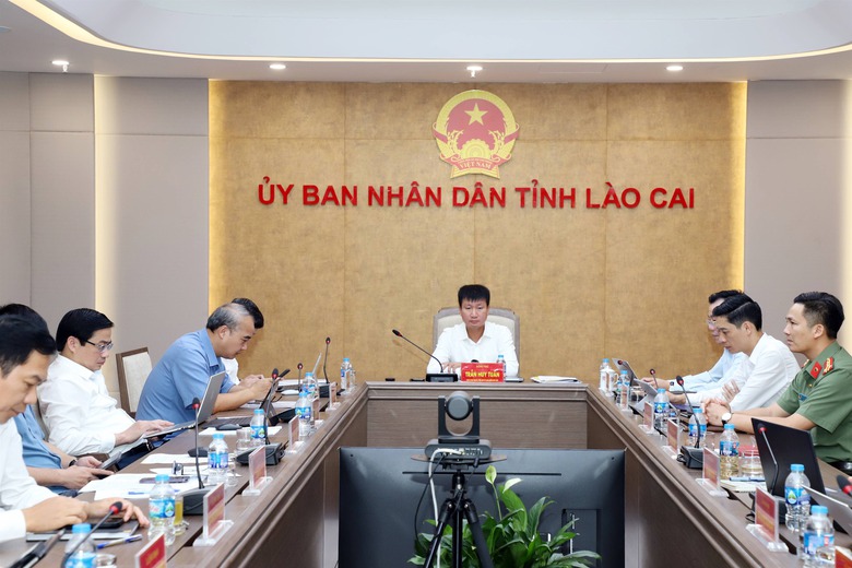 X&oacute;a nh&agrave; tạm, nh&agrave; dột n&aacute;t, h&agrave;nh tr&igrave;nh y&ecirc;u nước từ những m&aacute;i ấm v&ugrave;ng cao ở L&agrave;o Cai- Ảnh 2.