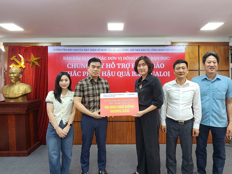 B&aacute;o X&acirc;y dựng v&agrave; c&aacute;c nh&agrave; t&agrave;i trợ ủng hộ hơn 2,4 tỷ đồng gi&uacute;p Th&aacute;i Nguy&ecirc;n khắc phục b&atilde;o lũ- Ảnh 7.