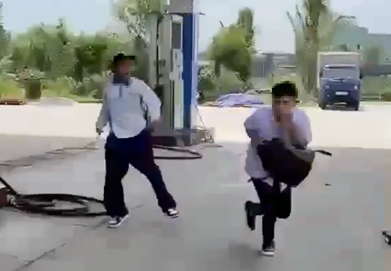 Thanh Hoá: Công an vào cuộc điều tra vụ nam sinh bị đâm tử vong- Ảnh 1. Thanh Hoá: Công an vào cuộc điều tra vụ nam sinh bị đâm tử vong- Ảnh 1.