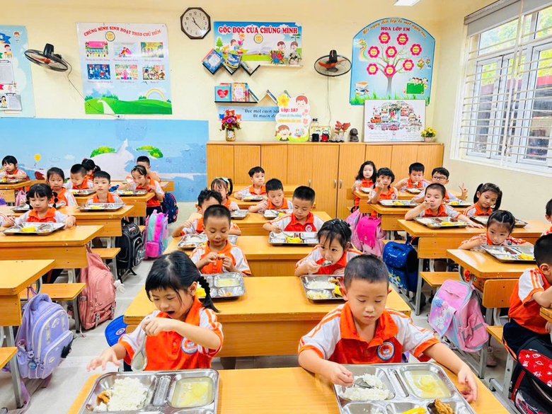 Khi bữa ăn b&aacute;n tr&uacute; "ngon như cơm nh&agrave;"- Ảnh 9.