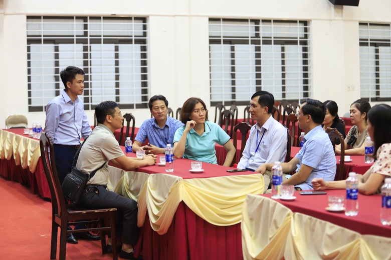 B&aacute;o X&acirc;y dựng v&agrave; bạn đọc tặng nh&agrave; "ch&igrave;a kho&aacute; trao tay" ở Th&aacute;i Nguy&ecirc;n- Ảnh 10.