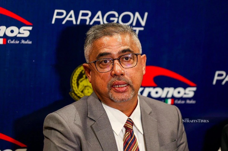 Tổng thư k&yacute; Li&ecirc;n đo&agrave;n B&oacute;ng đ&aacute; Malaysia bị đ&igrave;nh chỉ sau &aacute;n phạt của FIFA- Ảnh 1.