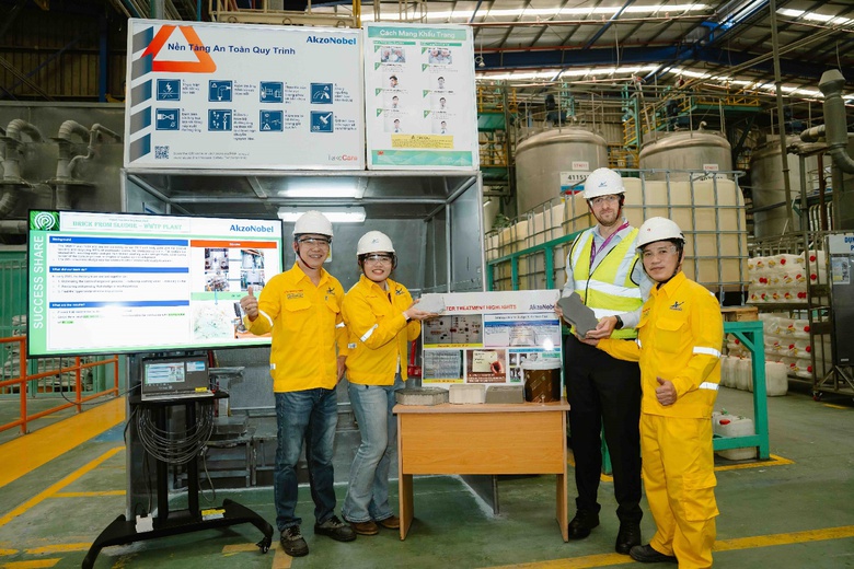 Nh&agrave; m&aacute;y AkzoNobel tại B&igrave;nh Dương ch&iacute;nh thức nhận chứng chỉ LEED Gold- Ảnh 3.