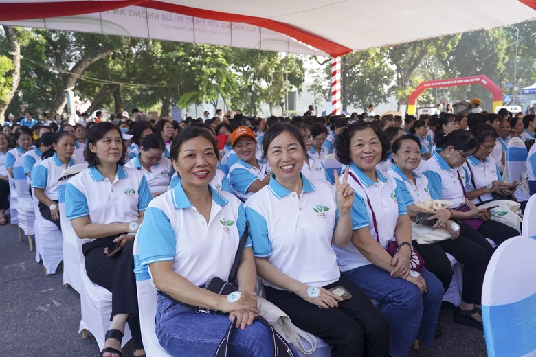 Lan tỏa lối sống mới từ th&ocirc;ng điệp "Phụ nữ n&oacute;i kh&ocirc;ng với thực phẩm kh&ocirc;ng an to&agrave;n"- Ảnh 2.