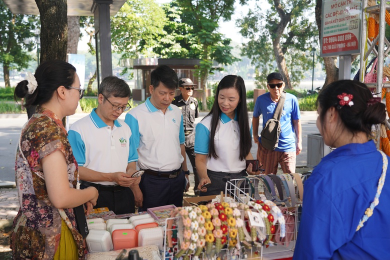 Lan tỏa lối sống mới từ th&ocirc;ng điệp "Phụ nữ n&oacute;i kh&ocirc;ng với thực phẩm kh&ocirc;ng an to&agrave;n"- Ảnh 14.