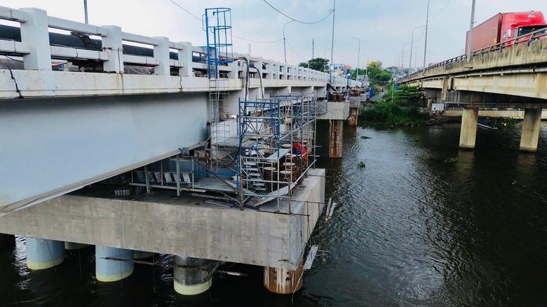 S&ocirc;ng S&agrave;i G&ograve;n th&ocirc;ng luồng nhờ n&acirc;ng tĩnh kh&ocirc;ng cầu: Bước tiến lớn cho vận tải thủy TP.HCM- Ảnh 3.