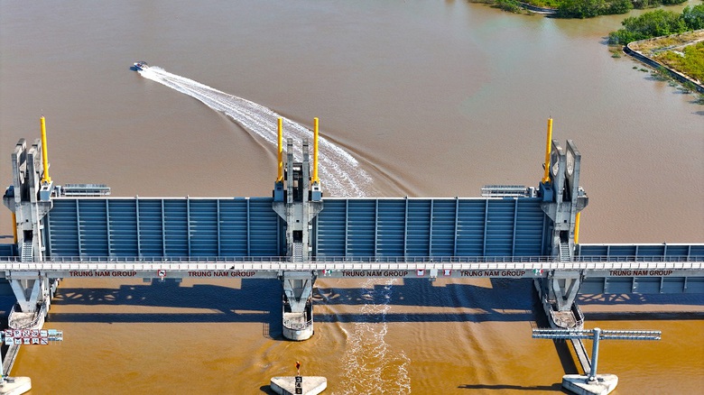 TP.HCM: Đang thẩm định gi&aacute; 3 khu đất dự kiến chi trả cho nh&agrave; đầu tư cống ngăn triều- Ảnh 1.