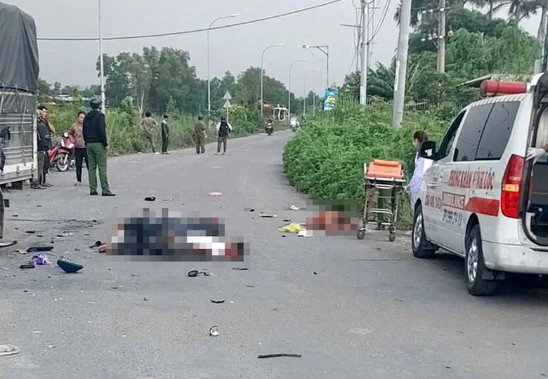 Hiện trường tai nạn khiến hai người thương vong.