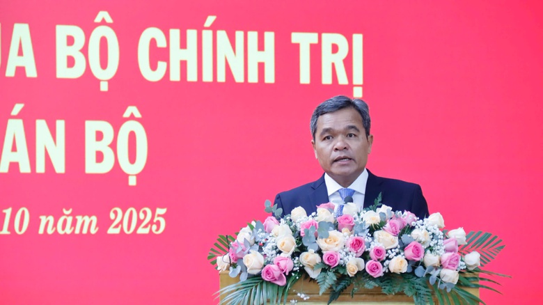 &Ocirc;ng Hồ Văn Ni&ecirc;n l&agrave;m B&iacute; thư Tỉnh ủy Quảng Ng&atilde;i- Ảnh 2.