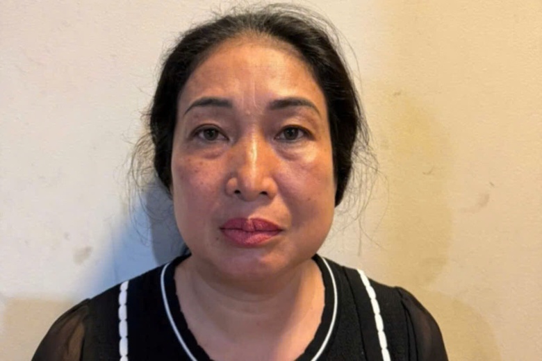 T&acirc;y Ninh: Tạm giữ người phụ nữ c&oacute; h&agrave;nh vi cản trở lực lượng thi h&agrave;nh c&ocirc;ng vụ- Ảnh 1.