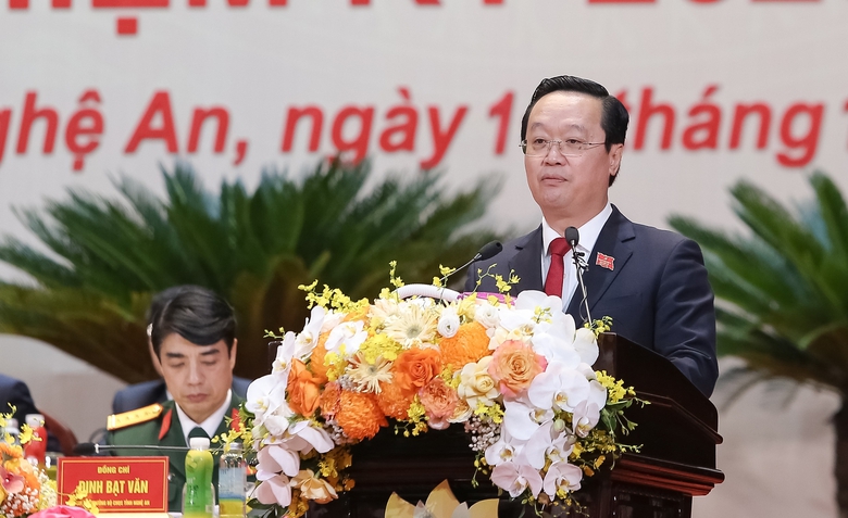 &Ocirc;ng Nguyễn Đức Trung t&aacute;i đắc cử B&iacute; thư Tỉnh ủy Nghệ An- Ảnh 2.