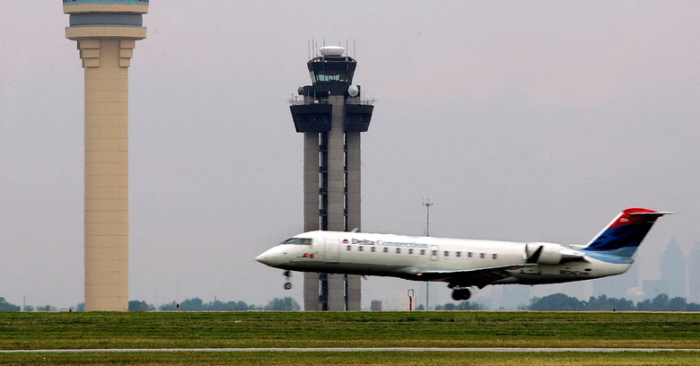 Chương trình cải tổ hệ thống kiểm soát không lưu Mỹ bị chậm và đội chi phí- Ảnh 1. Chương trình cải tổ hệ thống kiểm soát không lưu Mỹ bị chậm và đội chi phí- Ảnh 1.