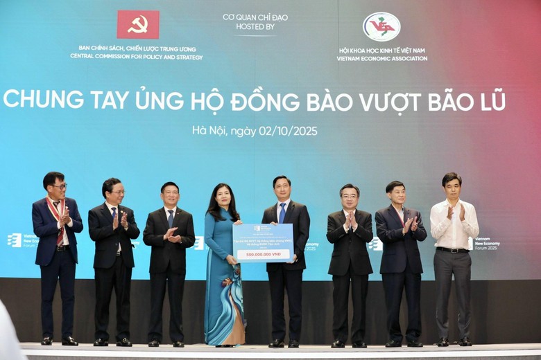 Vinh danh 80 doanh nghiệp ti&ecirc;u biểu tr&ecirc;n nhiều lĩnh vực- Ảnh 5.