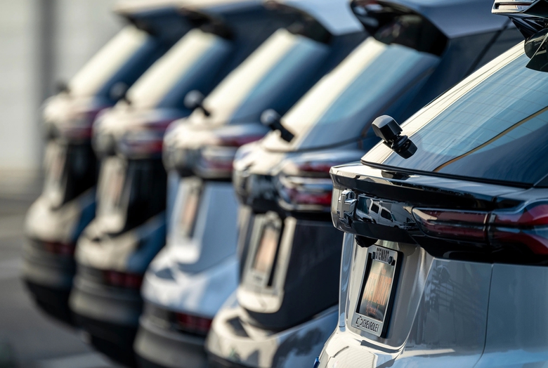 Lo ngại thị trường xe điện lao dốc khi Mỹ dừng trợ cấp- Ảnh 3. Lo ngại thị trường xe điện lao dốc khi Mỹ dừng trợ cấp- Ảnh 3.