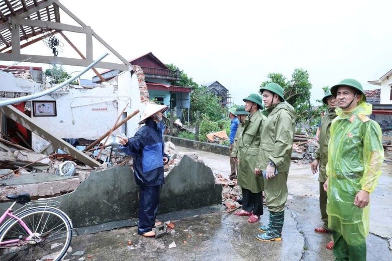 Bộ Công an hỗ trợ xây dựng nhà ở cho hộ dân bị thiệt hại do bão số 10 tại Ninh Bình- Ảnh 3. Bộ Công an hỗ trợ xây dựng nhà ở cho hộ dân bị thiệt hại do bão số 10 tại Ninh Bình- Ảnh 3.
