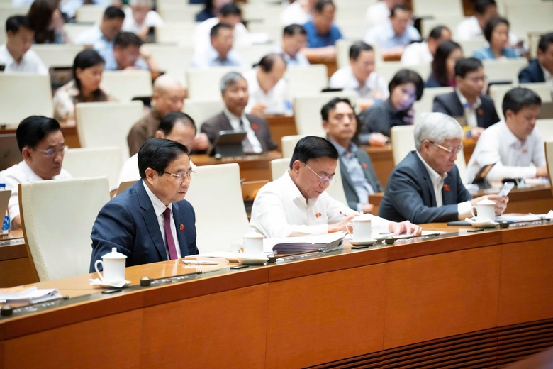 Những dấu ấn nổi bật của Chính phủ nhiệm kỳ 2021 - 2026- Ảnh 2. Những dấu ấn nổi bật của Chính phủ nhiệm kỳ 2021 - 2026- Ảnh 2.