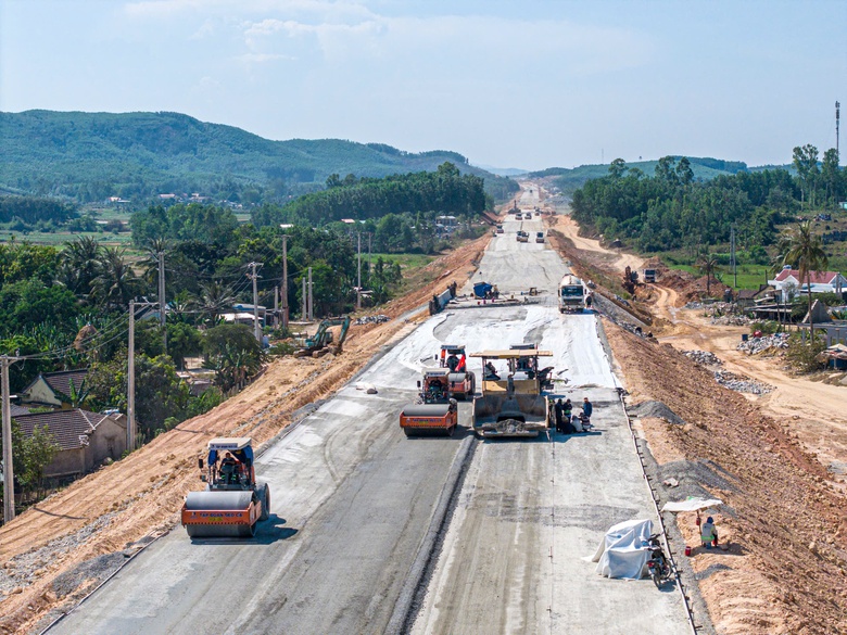 Hết th&aacute;ng 10, Bộ X&acirc;y dựng dự kiến giải ng&acirc;n hơn 43.500 tỷ đồng- Ảnh 1.