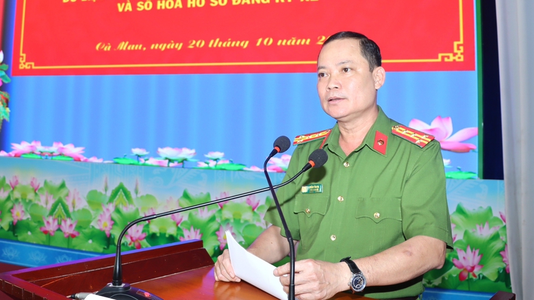 C&agrave; Mau: Tổng r&agrave; so&aacute;t, l&agrave;m sạch dữ liệu giấy ph&eacute;p l&aacute;i xe, số h&oacute;a hồ sơ đăng k&yacute; xe- Ảnh 3.