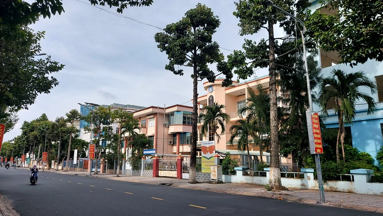 Nh&agrave;, đất c&ocirc;ng d&ocirc;i dư sau s&aacute;p nhập ở An Giang quản l&yacute; sử dụng thế n&agrave;o?- Ảnh 1.