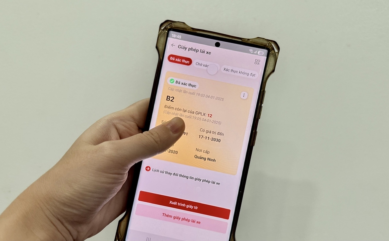 Bị trừ điểm bằng lái, nhiều tài xế đã biết sợ- Ảnh 1. Bị trừ điểm bằng lái, nhiều tài xế đã biết sợ- Ảnh 1.