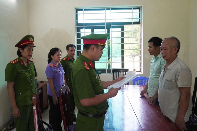 Ph&uacute; Thọ: Ngăn chặn h&agrave;ng chục tấn thịt lợn nhiễm bệnh tuồn ra thị trường- Ảnh 2.